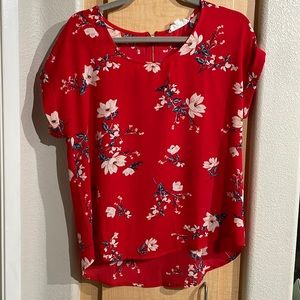 Floral t-shirt blouse